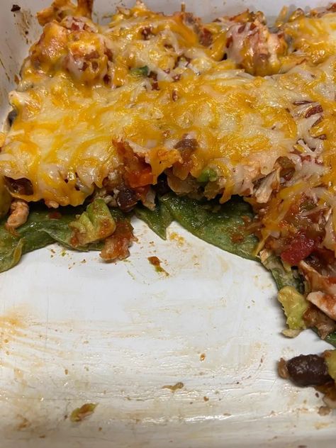 Recipe: Smoked Chicken Nachos Big Food, Big Garden, Big Life Cooked Black Beans, Chicken Nachos Recipe, Big Food, Chicken Vegetable, Fried Tortillas, Chicken Nachos, Cooking Black Beans, Chicken Noodle Soup Homemade, Homemade Sausage