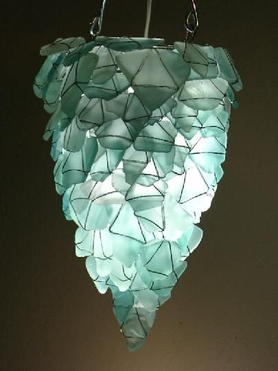 "Sea Glass" Chandelier, now that we know how to make our own "Sea Glass" in whatever color we wish! Sea Glass Chandelier, Sea Glass Crafts, Beach Crafts, Sea Glass Art, Cool Ideas, Glass Ideas, Hanging Light, Beach Glass, Glass Chandelier