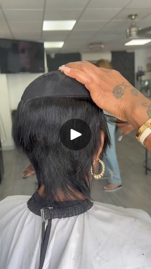 886K views · 6.8K reactions | Removable quick weave  🎥shannysnaturalbeauty | By Movatte BeautyFacebook Pixie Quick Weave, 27 Piece Weave, Quick Weave Ideas, 27 Piece Quick Weave Hairstyles, Quick Weave Hairstyles Bobs, Short Quick Weave Styles, 27 Piece Quick Weave, Weave Hair Color, Short Quick Weave Hairstyles