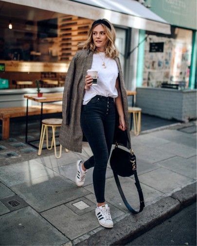 Speed Walking, Brunch Outfits Fall, Sunday Brunch Outfit, Casual Brunch Outfit, Brunch Outfit Winter, Lunch Outfit, Brunch Outfits, Fall Brunch, Modern Womens Fashion