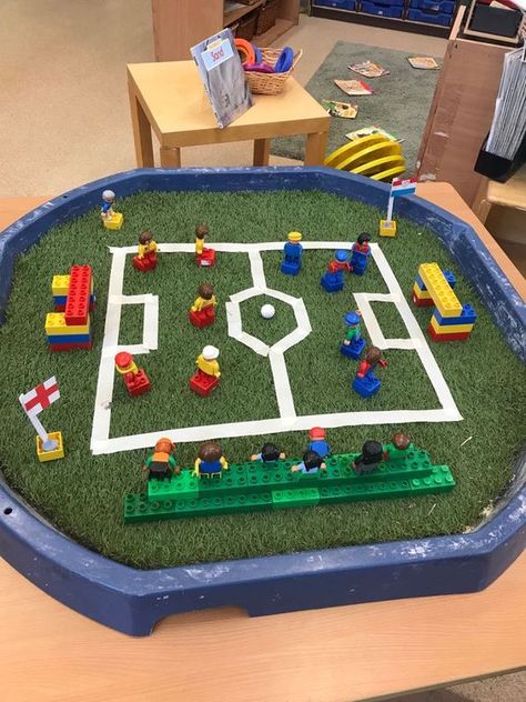 Euros Activities For Kids, Father's Day Tuff Tray Ideas, Football Tuff Tray Ideas, Football Tuff Tray, Euros 2024 Football Activities, Sports Day Eyfs, Sports Tuff Tray Ideas, Sports Eyfs Activities, Small World Ideas Eyfs