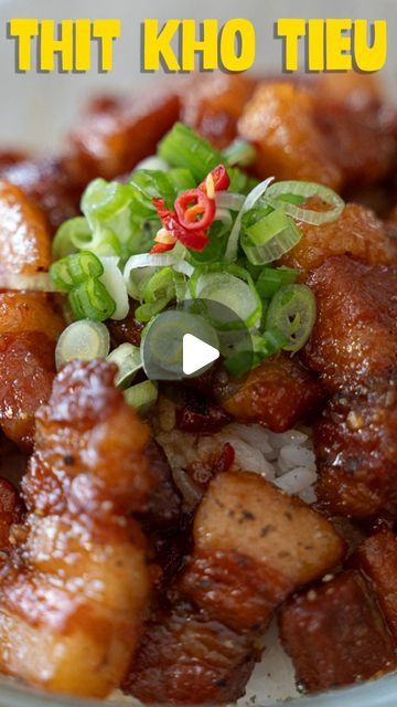 Easy Pork Belly Recipes, Thit Kho, Vietnamese Pork Belly Recipes, Pork Belly Risotto, Stir Fry Pork Belly, Vietnamese Food, Japanese Braised Pork Belly, Chinese Braised Pork Belly Instant Pot, Thit Kho Recipe