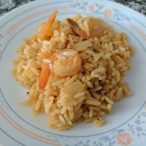 Portuguese Rice And Beans, Portuguese Shrimp And Rice Recipes, Portuguese Rice Recipes, Portuguese Recipes Azorean, Portuguese Rice, Portuguese Foods, Portuguese Dishes, Yummy Rice, Rice Dishes Recipes