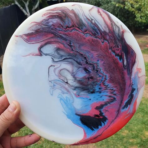 Disc Dyeing, Disc Golf Dye, Disk Golf, Ty Dye, Golf Art, Dye Ideas, Diy House Projects, Disc Golf, Paint Ideas