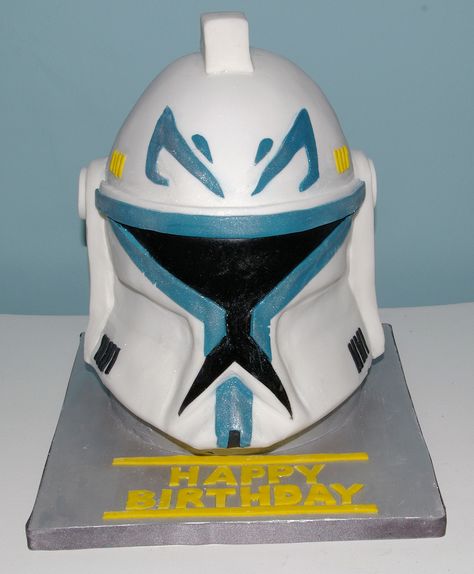 Starwars clone wars Captain Rex cake. Captain Rex Cake, Clone Trooper Cake Birthday, Captain Rex Helmet Tattoo, Captain Rex Realistic, Star Wars Rex Helmet, Lego Star Wars Cake, Star Wars Cake, Star Wars Birthday, Pretty Birthday Cakes