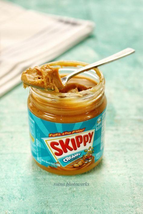 Skippy peanut butter #ratnaphotoworks Peanut Butter Aesthetic, Peanut Butter Coffee, Smoothie Detox Diet, I Lost 100 Pounds, Jif Peanut Butter, Fertility Smoothie, Skippy Peanut Butter, Flavored Whipped Cream, Peanut Butter Jar