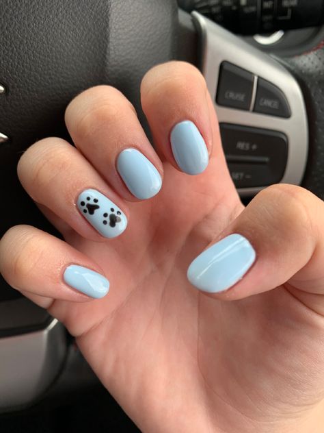 Pawprint Nail Designs, Gel Nails Ideas Short Blue, Bluey Themed Nails, Baby Blue Nails Summer, Easy Blue Nail Designs, Paw Patrol Nails, Cute Nails For Birthday Short, Short Gel Nails Blue, Puppy Nails Designs