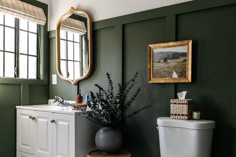 10 Bathroom Wall Decor Ideas to Deck Out Your Space Green Powder Room, Olive Green Bathrooms, Dark Green Bathroom, Green Bathroom Ideas, Dark Green Bathrooms, Cream Bathroom, Wainscoting Bathroom, Dark Green Walls, Interior Tiles