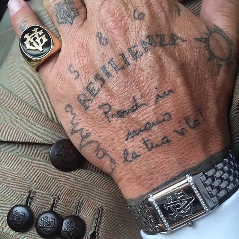 Gianluca Vacchi's Tattoos Suits And Tattoos, Mob Tattoo, Tattooed Hands, Tattoo Writing, Italian Tattoos, Italian Mafia, Small Hand Tattoos, Small Tattoos For Guys, Hand Tattoos For Guys