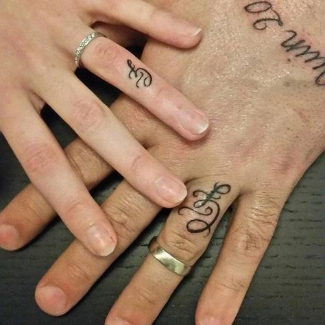 Wedding Ring Tattoos / http://www.himisspuff.com/wedding-band-ring-tattoos/8/ Wedding Ring Tattoos, Ring Tattoo Designs, Wedding Band Tattoo, Tattoo Wedding, Ring Tattoo, Wedding Ring Finger, Wedding Ring Tattoo, Tattoo Wedding Rings, Wedding Finger