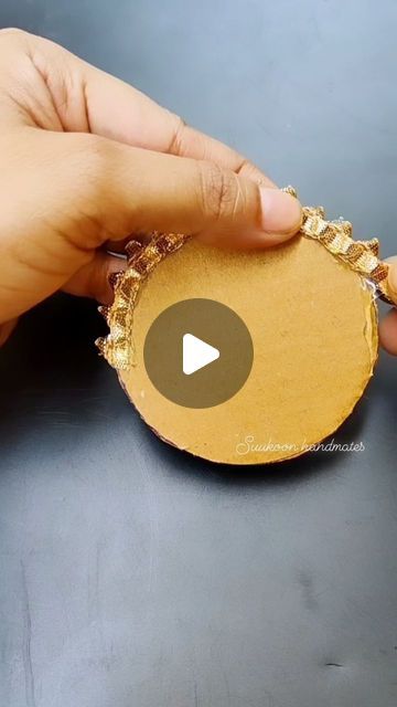 Diy Diwali Gifts Handmade, Diy Diwali Gifts, Diya Making, Subh Labh, Diwali Crafts, Diwali Decorations At Home, Temple Decor, Diy Diwali Decorations, Diwali Craft