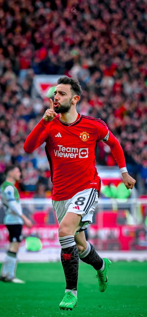 Bruno Fernandes Wallpaper, Man United Wallpapers, Man United Players, Bruno Fernandes Manchester United, Bruno Fernandez, British Soccer Players, Football Players Photos, Manchester United Team, Bruno Fernandes