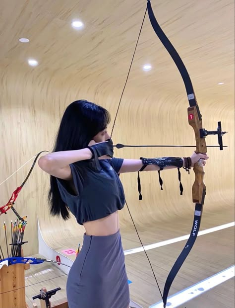 mulan aesthetic Self Defence Aesthetic, Archery Aesthetic, Archery Girl, Trending Aesthetic, Army Bts, Dark Feminine Aesthetic, Future Lifestyle, Feminine Aesthetic, Instagrammer