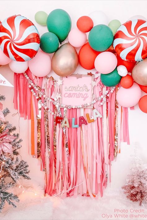 Santa Village, Christmas Party Backdrop, Christmas Booth, Holiday Balloons, Gingerbread Party, Red Christmas Decor, Christmas Party Themes, Red Green Christmas, Christmas Sweater Party