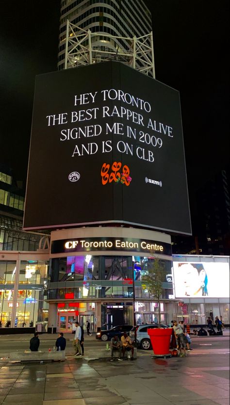 Drake Toronto, Canada Provinces, Toronto Aesthetic, Rapper Pics, Drake Concert, Drake Photos, Eaton Centre, Drizzy Drake, Fire Pics