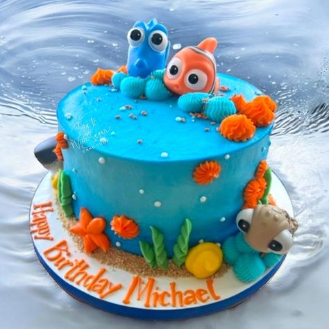 Finding Nemo cake #findingnemo #dory #nemo #sayitwithsugar #sayitwithsugarcakeshop #birthdaycake #cake #dallascakes #dfwcakes #dallas #texas #discoverwylie #downtownwylie #wylie #bakery #wyliebakery #cakesofinstagram #edible #shoplocal #historicdowntownwylie #shopwylie Dory Smash Cake, Dory Cake Ideas, Nemo Cake Ideas, Nemo Birthday Cake, Finding Nemo Birthday Cake, Dory Cake, Finding Nemo Cake, Felix Birthday, Nemo Cake