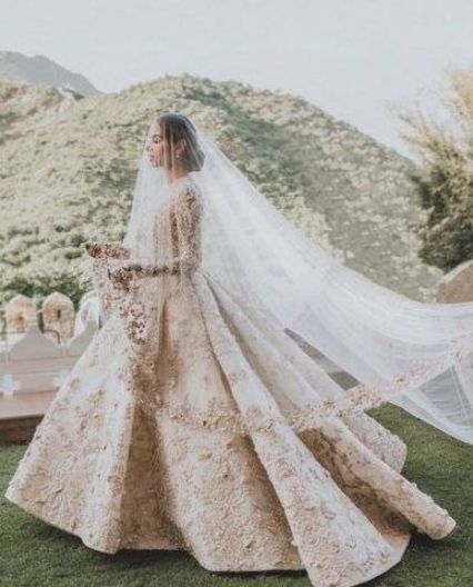 52  Ideas For Wedding Indian Christian Bridal Lehenga Wedding Gowns Indian, Christian Wedding Gowns, Christian Bride, Indian Wedding Gowns, Desi Wedding Dresses, Stile Hijab, White Wedding Gowns, Indian Bridal Dress, Summer Dresses For Wedding Guest