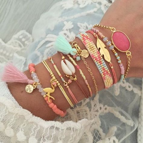 Looooove this arm party!!! Oooh tassels!!!: Arm Party, Summer Bracelets, Diy Schmuck, Bijoux Diy, Pandora Jewelry, Bling Bling, Cute Jewelry, Diy Bracelets, Boho Jewelry