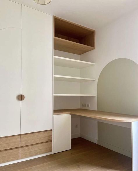 Study With Wardrobe, Guest Bedroom Home Office, Home Study Rooms, Bedroom Cupboard, Study Room Design, Bedroom Cupboard Designs, Small Home Offices, Wardrobe Interior Design, Bedroom Closet Design