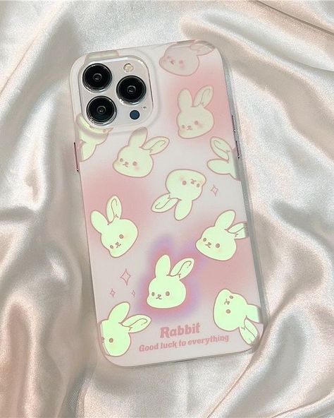 This phone case is so bunny-ful! 🐰✨ The holographic design is just too cute! ✨🐰 #phonecase #bunny #rabbit #holographic #glitter #cute #adorable #kawaii #pink #girly #fashion #style #accessory #iphone15 #iphone14 #iphone13 #iphone12 #iphone11 #promax #pro #trend #ootd #outfitoftheday Holographic Design, Holographic Glitter, Girly Fashion, Bunny Rabbit, Iphone 13, Outfit Of The Day, Iphone 11, Phone Case, Iphone Cases