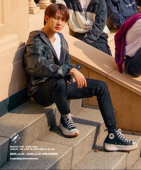 Converse Run Star Hike Kpop, Straykids Converse, Converse Run Star Hike Outfit Men, Kpop Converse, Stray Kids Converse, Skz Converse, Star Hike Converse Outfit, Converse Hike, Converse Run Star Hike Outfit