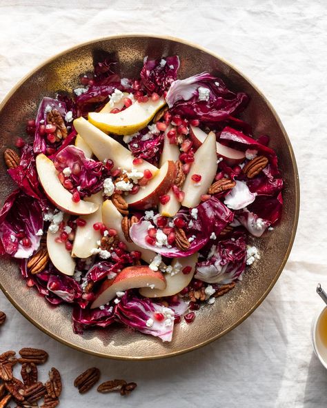 A quick and easy pear and radicchio salad - perfect as a simple, healthy, seasonal Fall salad or a festive side dish for Thanksgiving and holiday dinners. Sweet pears combine with bitter radicchio, tangy goat cheese, sweet-tart pomegranate arils, toasted pecans, and a quick vinaigrette. Gluten free and vegan friendly. - Recipe from forkknifeswoon.com #salad #radicchio #pears Goat Cheese Pomegranate, Healthy Fall Dinner, Apple Walnut Salad, Salad With Goat Cheese, Radicchio Salad, Side Salad Recipes, Simple Vinaigrette, Sliced Pears, Watercress Salad