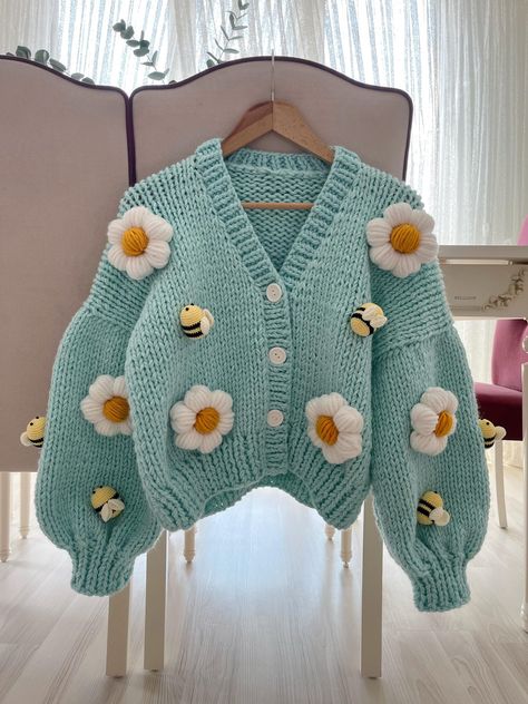 Daisies and Bees Cardigan, Women Cardigan, Knit Cardigan, Knit Products, Chunky Sweater Cardigans Cropped, Cute Crochet Cardigan, Daisies And Bees, Bee Sweater, Knitted Cardigans, Oversized Knit Cardigan, Cardigan Knit, Knit Sweaters, Chunky Cardigan