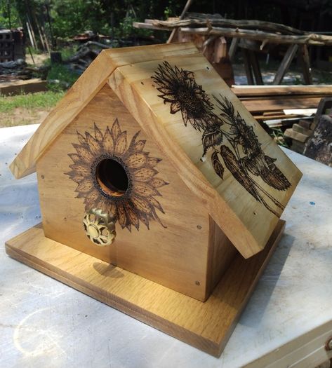 Wood Burnt Bird House, House Wood, For The Birds, Birdhouse, Patterns Ideas, Squirrels, Pyrography, The Birds, Bird Houses