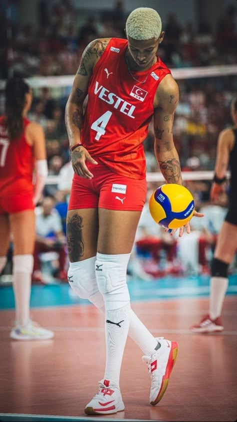 Melissa Vargas Zehra Güneş, Volleyball Tryouts, Melissa Vargas, Nba Funny, Volleyball Wallpaper, Football Transfers, Mens Volleyball, Female Volleyball Players, Volleyball Pictures