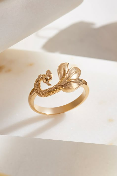 This gold peacock ring will be the perfect addition if you're looking to add some flare to your style! Shop today! Gold Ring For Girls Unique, Gold Engagement Ring Designs, Latest Gold Ring Designs, Ruby Ring Designs, Peacock Ring, Gold Finger Rings, Gold Bangles For Women, New Gold Jewellery Designs, Antique Bridal Jewelry