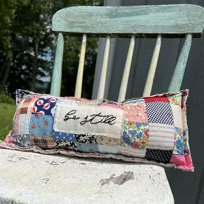 Pillows Made From Old Quilts, Quilt Repurpose Ideas, Repurpose Quilts Ideas, Quilt Upcycling, Old Quilts Repurposed Ideas, Repurposed Quilts, Quilted Cushion Covers, Neutral Easter, Patchwork Pillows