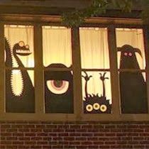 Diy Halloween Dekoration, Strašidelný Halloween, Halloween Window Decorations, Hantverk Diy, Easy Diy Halloween Decorations, Hallowen Ideas, Casa Halloween, Diy Halloween Decor, Window Decorations