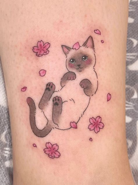 Snowshoe Cat Tattoo, Pink Cat Tattoo, Cute Tattoos Cat, Strawberry Cat Tattoo, Siamese Cat Tattoo, White Cat Tattoo, Siamese Cat Tattoos, 6 Tattoo, Siamese Kitty