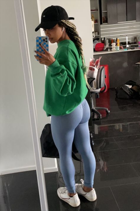 Coloured Leggings Outfit, Colorful Leggings Outfit, Colored Leggings Outfit, High Waist Sports Leggings, Leggings Outfit, Athleisure Outfits, Sports Leggings, Outfits With Leggings, Colorful Leggings