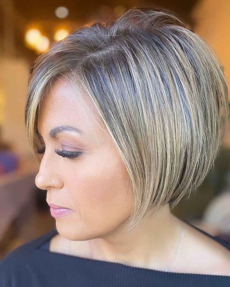 Short Asymmetrical Bob, Asymmetrical Bob Hairstyles, 90's Hairstyles, Hairstyle Diy, Trending In 2023, Modern Bob Haircut, Streaked Hair, Asymmetrical Bob Short, Hairstyles Trending