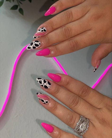 #pink #nails #nailart #cowgirl Hot Pink 21st Birthday Nails, Neon Pink Cow Print Nails, Cowgirl Nail Art Designs, Squat Nail Designs, Nail Designs Cowgirl, Bright Pink Cow Print Nails, Pink Cowgirl Aesthetic Nails, Cowgirl Gel Nails, Vegas Nails Pink