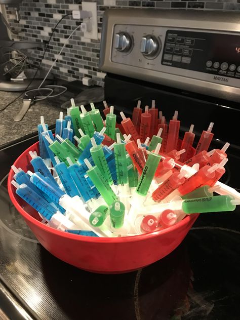 Shot Station Party, 18th Birthday Party Ideas Shots, Drinking Birthday Party Ideas, Syringe Shots Party Ideas, Syringes Shots, Jello Syringe Shots, Jello Shots Syringe, Shots For Syringes, Alcohol Themed Party