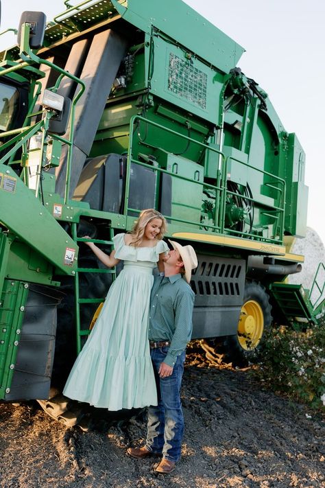 Tractor Photography Poses, Farmer Couple Photography, Farmer Engagement Photos, Tractor Wedding Photos, Farmer Engagement Pictures, Tractor Engagement Pictures, Farmer Wedding Ideas, Farmer Photoshoot, Farmers Wedding