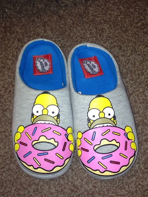 My Homer Simpson's slippers and I bought them today and from primark and there were £4 Homer Simpson Slippers, Homer Simpson, Half Price, Slippers, Arts And Crafts, Quick Saves