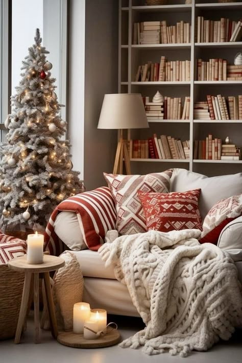 21 Aesthetic, Christmas Cottages, Minimalist Holiday Decor, Aesthetic Diy, Cozy Christmas Decor, Cosy Christmas, Christmas Atmosphere, Diy Christmas Decorations, Fall Outdoor Decor