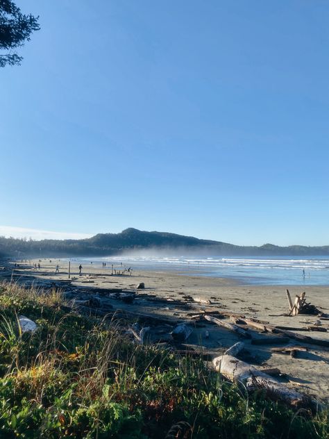 #tofino #surf #vancouverisland Chesterman Beach Tofino, Tofino Aesthetic, Pnw Aesthetic, Vancouver Winter, Salted Granola, Tofino Bc, Nanaimo Bc, Island Aesthetic, Summer Loving