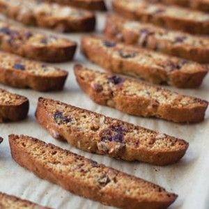 Honey Biscotti, Biscotti Recipes, William Sonoma, Biscotti Cookies, Biscotti Recipe, Date Recipes, Heart Food, Artisan Food, Italian Cookies