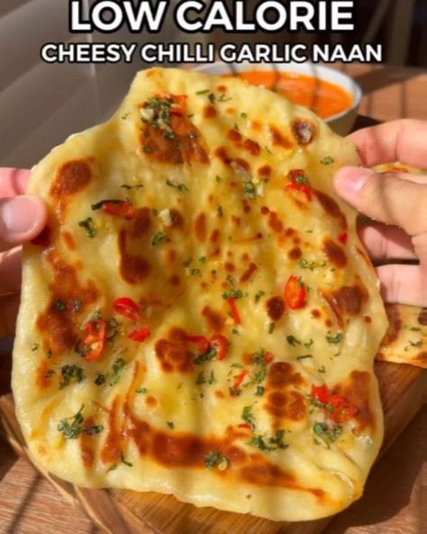 Meal Preparation on Instagram: "1️⃣ or 2️⃣? Which #recipe by @_aussiefitness would you try?👇 1️⃣ CHEESY CHILLI GARLIC NAAN! 🔥 Low Calorie & High Protein💪🏼 Compared to regular takeout / restaurant style naan this lower calorie & higher protein version is a game changer & super easy to make! The combination of the cheese, garlic & spice is such a delicious combination 👌🏼 (Per Naan - 4 Total) 177 Calories 18gC | 5gF | 15gP Ingredients 👇🏼 - 130g Plain Flour (or you can use self raising flour Cheesy Garlic Naan, Low Calorie High Protein, Self Raising Flour, Garlic Naan, High Protein Low Calorie, Meal Preparation, Bread Making, Sunday Lunch, Plain Flour