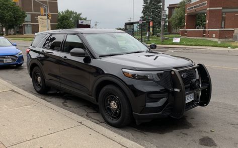 Bmw Police Car, Police Ford Explorer, Undercover Police, Ford Explorer Police Interceptor, Federal Law Enforcement, Ford Police Car, Ems Vehicles, 2020 Ford Explorer, Undercover Police Cars