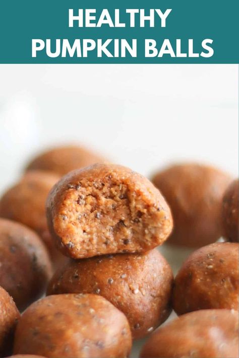 This no-bake pumpkin balls recipe is so easy to make with simple, healthy ingredients, and is oh so delicious! No Bake Pumpkin Oatmeal Energy Balls, Pumpkin Blw Recipe, Pumpkin No Bake Balls, Pumpkin Recipes Baby, No Bake Pumpkin Desserts Easy Recipes, Fall Toddler Snacks, Blw Pumpkin Recipes, Baby Pumpkin Recipes, Pumpkin Recipes For Baby