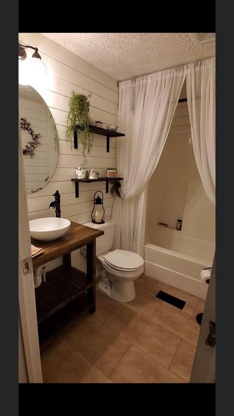 Beautiful Bathroom Decor, Bathroom Farmhouse Style, Restroom Decor, Small Bathroom Ideas On A Budget, Bathroom Decor Apartment, Remodeling Mobile Homes, Bathroom Design Decor, Bathroom Inspiration Decor, Small Bathroom Ideas