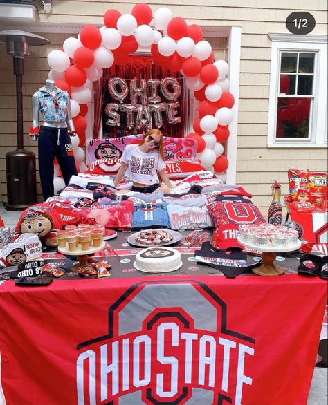 Decision Day Party Ideas, Ohio State Graduation Party Ideas, College Announcement Ideas, College Announcements, College Bed, College Vibes, Bed Party, Trunk Party, College Things