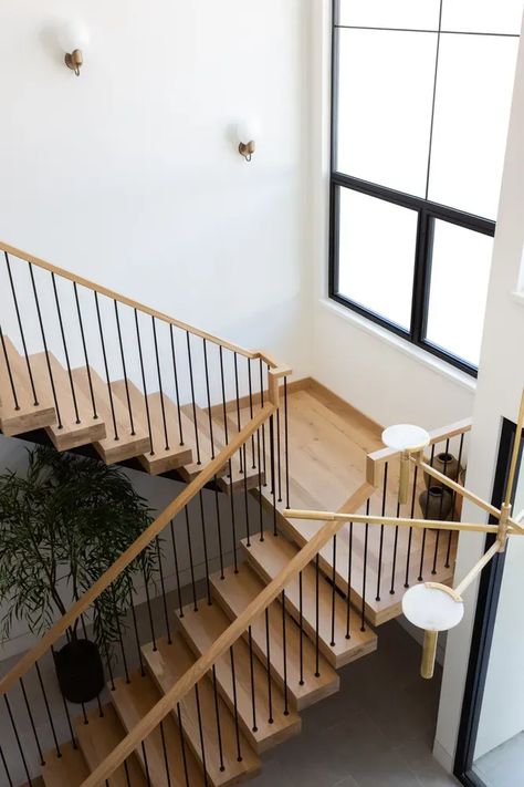 Staircase With Railing, Entry Laundry Room, Home Stairs Ideas, Remodel Stairs, Organic Modern Home, Waterfall Island Kitchen, Organic Modern Design, Floating Stairs, Floating Staircase