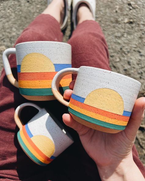 Sunset Mug, Diy Keramik, Small Mug, Rainbow Sunset, New House - Kitchen, Instagram Baby, Ceramics Pottery Art, Ceramic Pots, Coffee Drinkers