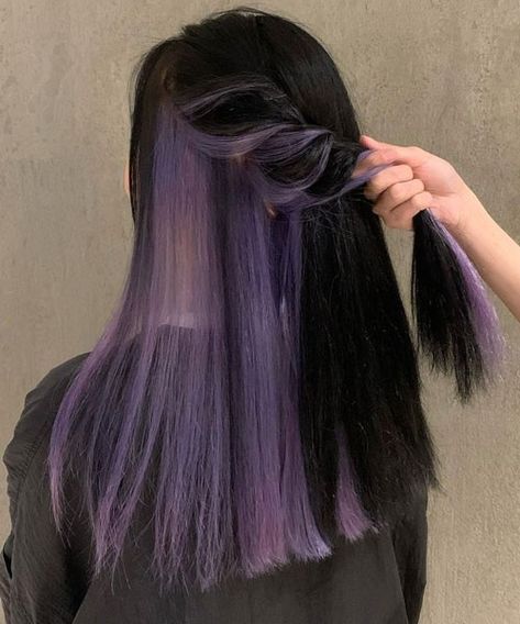 Long Purple Hair, Hidden Hair Color, Korean Hair Color, Hair Color Underneath, Peekaboo Hair, Hair Color Streaks, Hair Dyes, Hair Streaks, Dye Ideas